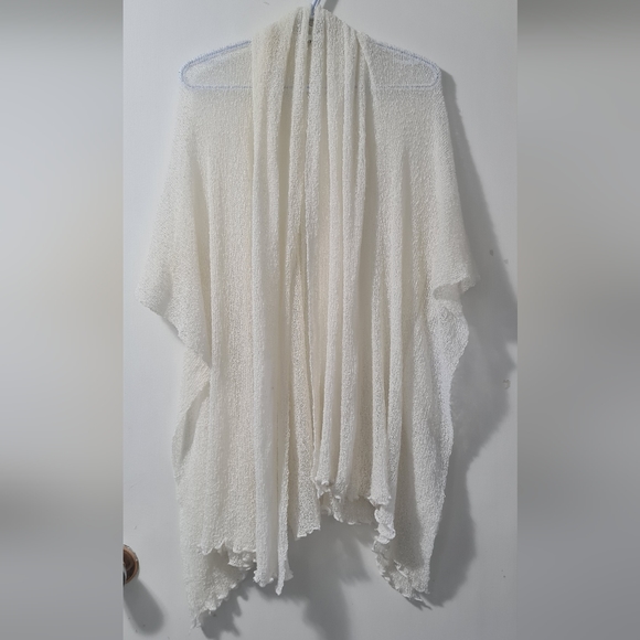 🟡Exemption Shawl - Picture 2 of 5